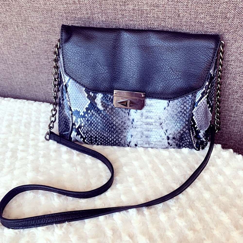AMINTA snakeskin crossbody bag